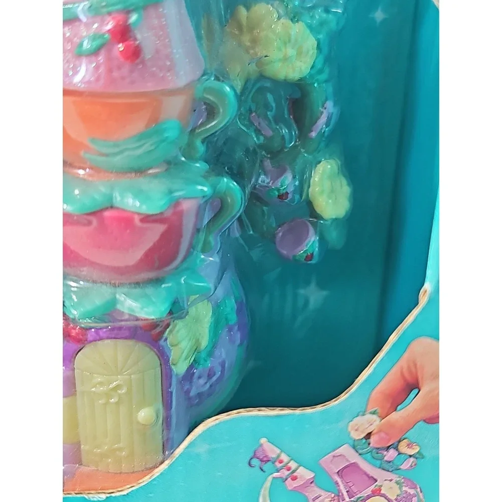 Trendmasters Starcastles Straw Berry Grape Fruit Tea Castle Polly Pocket New NIB